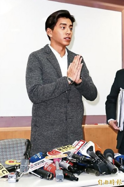 王大陸不爽司機爆口角！10天後竟吐「2字自我勉勵」