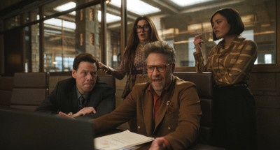 喜劇天王揭好萊塢幕後荒謬與現實！塞斯羅根《片廠風雲》陷掙扎