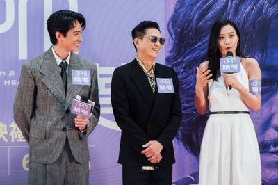 劉俊謙全裸又露臀！張家輝笑著預告：下次會露正面