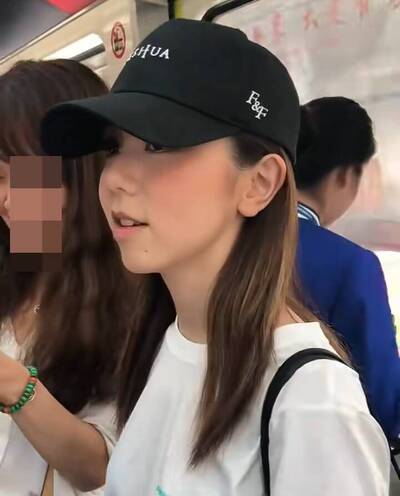 頂流天后鄧紫棋住上億豪宅  搭地鐵被野生捕獲