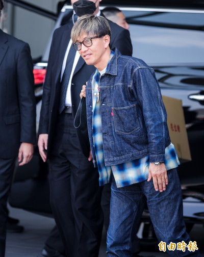（獨家）木村拓哉離台！走出機場「左右都揮手」掰掰台粉太暖了