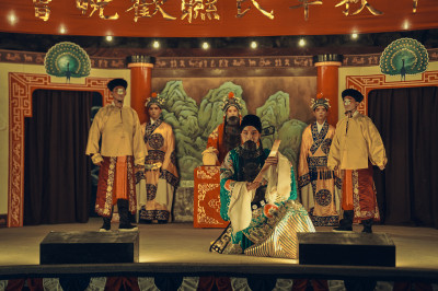 《星空下的黑潮島嶼》驚見「清宮史物」 慈禧太后戲曲道具曝光