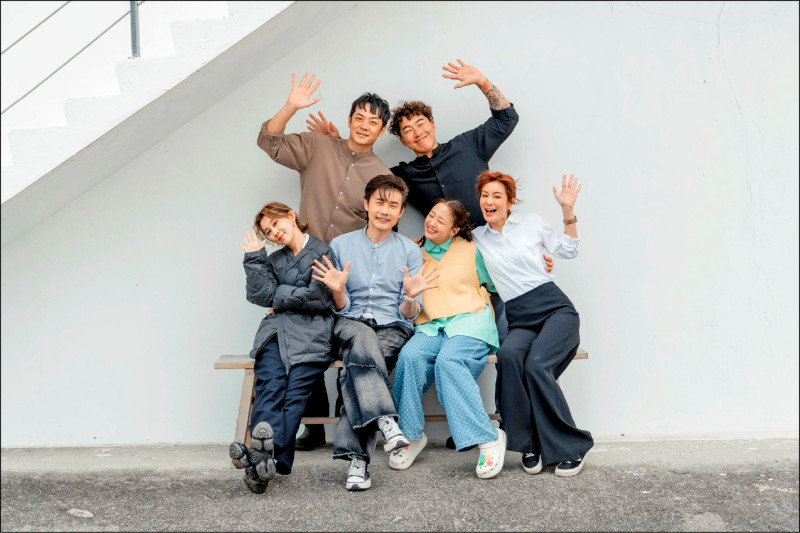 鬼鬼探班《營業中》 包偉銘「話癆魂」上身