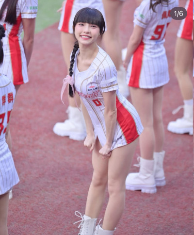 李芷霖遭惡意散播「偷吃人夫煽情照」 經紀公司火大發聲了