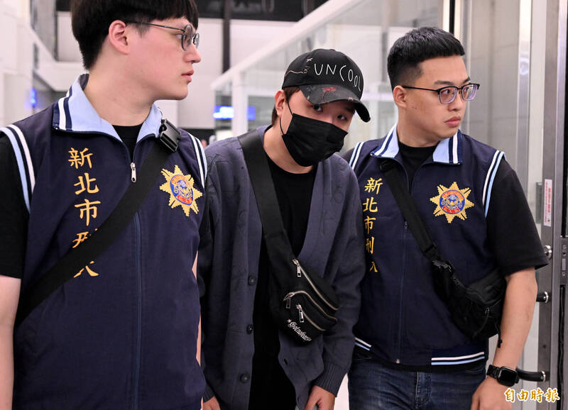 涉「閃兵」藝人大根回國了！下機秒被警帶回
