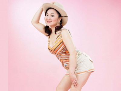 白冰冰「甜抱愛女」畫面曝光！憶費玉清暖舉揭私下互動