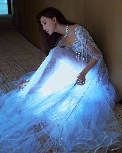 林志玲帶3歲兒飛坎城竟喊「哭哭」親曝光超近自拍洩臉部症狀