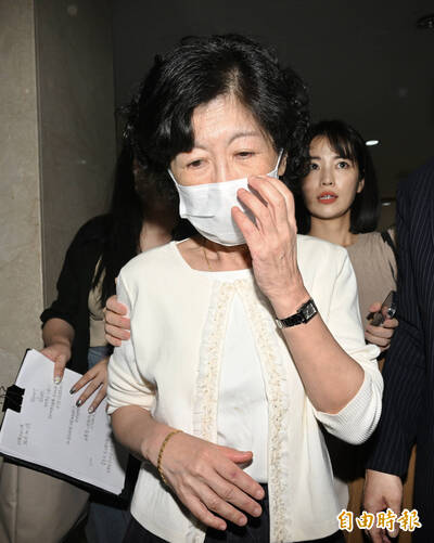 陳佩琪指被特定粉專汙衊造謠 四叉貓堅稱「不是講我」