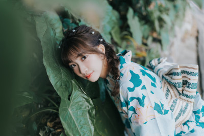 冼迪琦寫真熱賣三刷 笑拍泡泡浴「不用X X」會滑下去