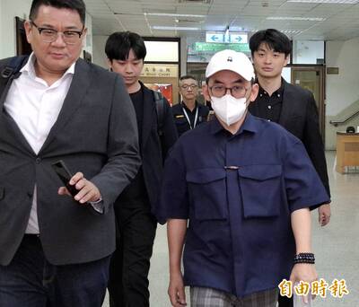 黃子佼拚免入獄和解21名被害人 因傳與孟耿如離婚今未出庭