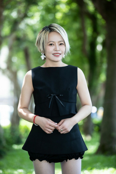 鐵肺歌后爆出父親罹攝護腺癌 接觸生離死別心痛全說了