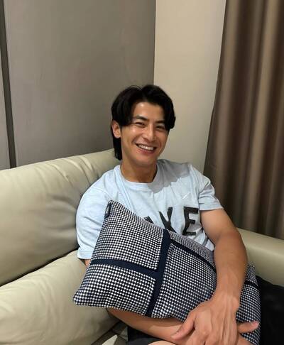 陳傑憲因1句台語俚語發文致歉   辣妻黑底白字丟警告