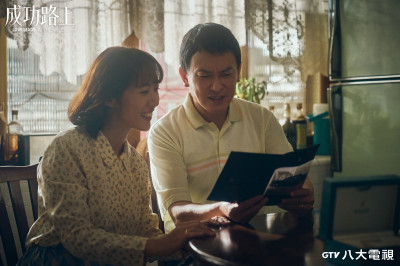 王識賢「洗腳水」討好愛妻遭識破 當場被酸：假好意