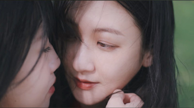 氣質女星剛澄清婚變！女女曖昧畫面流出 「不排斥」原因全說了