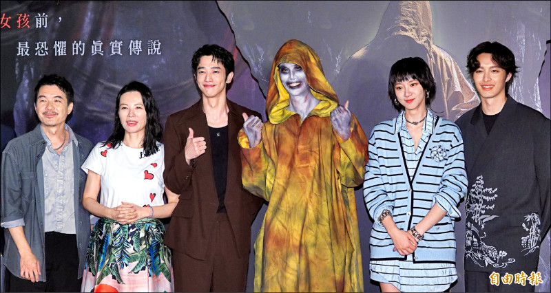 劉以豪陷三角戀回家問媽媽 曹佑寧笑喊會照三餐親王淨