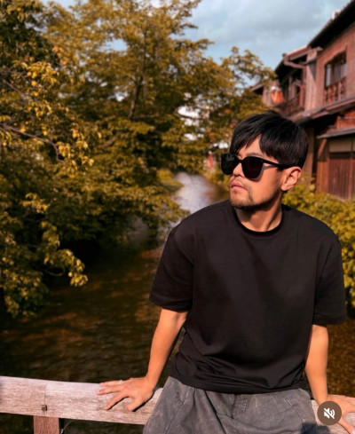 太誇張!周杰倫遊日本遭中國粉絲堵廁所外 全網怒了