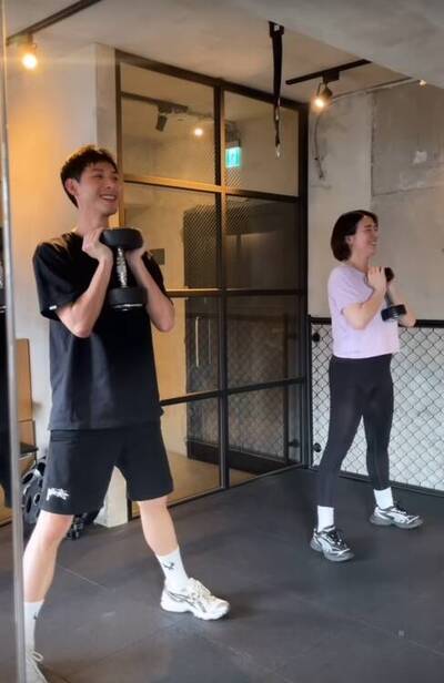 劉品言孕肚曝光！與連晨翔健身充滿粉紅泡泡