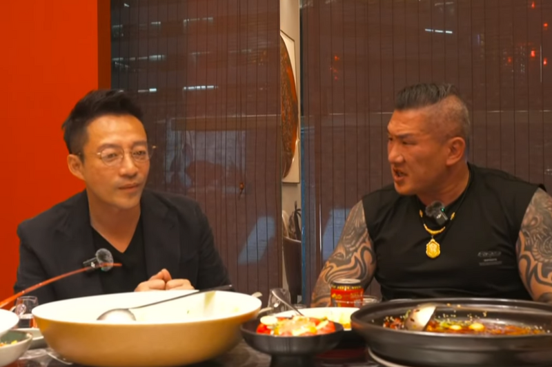 （影）和汪小菲合體吃飯 館長抱怨「台灣子彈滿天飛」又惹議