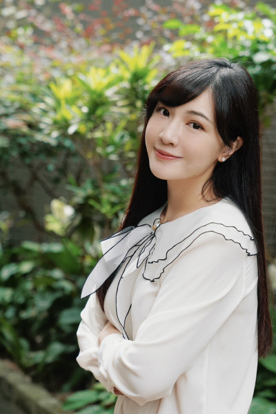 上月宣布離開主播台！「甜美主播」虞承璇最新動向曝