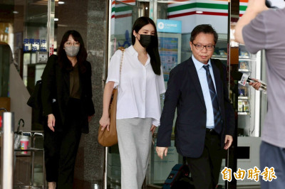 王大陸為愛委託小阿俊討債 女友闕沐軒遭起訴今出庭