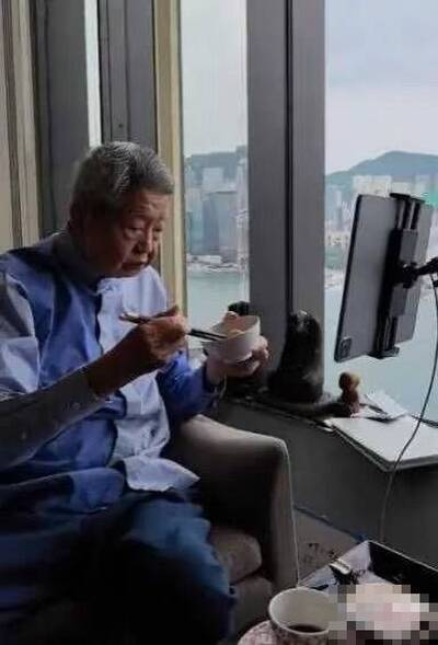 蔡瀾辭世享壽83歲！家屬證實火化完成  最後身影曝光