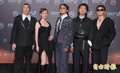 金曲》美秀集團鬧翻後仍全體現身 修齊被問缺席樂團10週年吐驚人之語