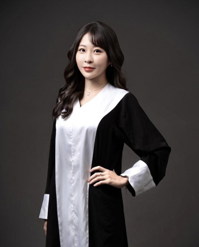 美女網紅「仙塔律師」當詐團軍師遭拘提！最後發文動態曝光