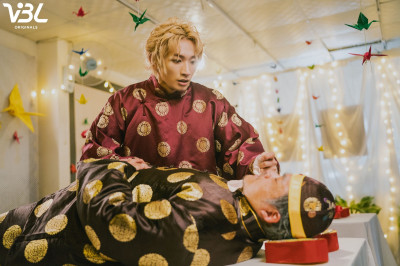 阿公靈魂附身孫子！男星「穿壽衣」追愛 靈異狀況全揭露