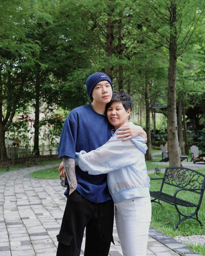 篠崎泫入手5千萬中古屋 傳男友Toyz出手相助