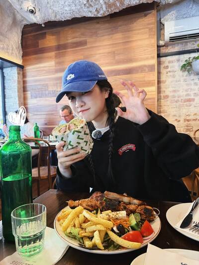 千千宣布澳洲行提前返台！網友瘋猜與「大罷免投票」有關