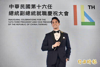 台巴混血男星健身房淋浴間遇性騷 警方：已受理申訴將傳到案說明
