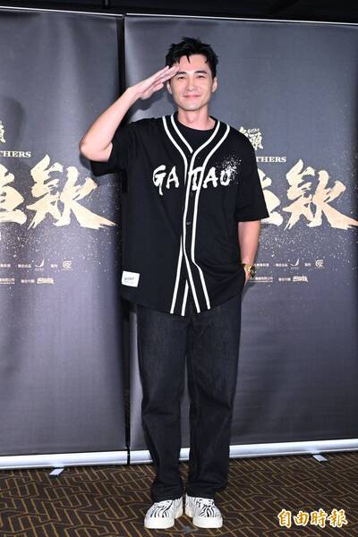 《角頭-鬥陣欸》太爽了！黃鐙輝「放開來」激戰20女優、是元介全裸愛愛