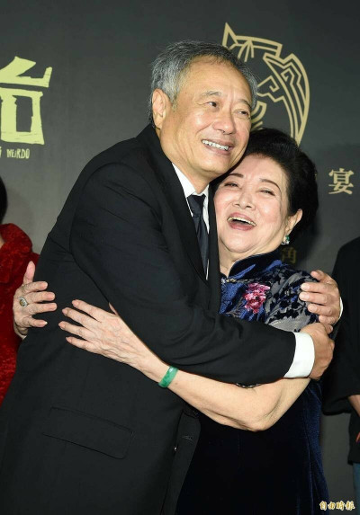 陳淑芳獲金馬62終身成就獎！68年演藝路見證 「表演是一輩子的追求」