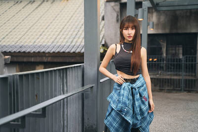 欠百萬債務還向粉絲借錢？ 張若凡曝私生女身分 不忍回應了