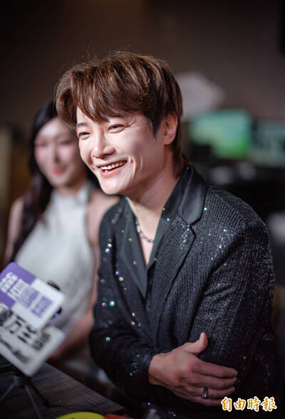 阿沁自掏腰包捧新人！浪漫對唱《見你一面》成KTV爆曲