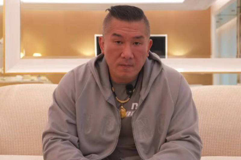 才說無法開抖音、B站 館長今晨秀抖音認證帳號