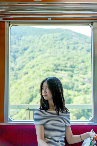 于卉喬成年禮太瘋狂!朝聖哈利波特影城秒落淚 戰利品塞爆行李箱