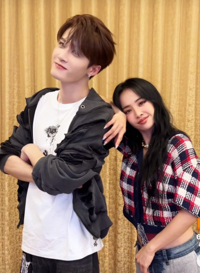 蔡依林甜靠大咖男神！《長相思》檀健次狂飄粉紅泡泡互動曝光