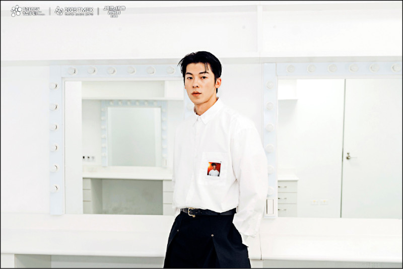 許光漢客座落日飛車主唱 遭爆冷面笑匠