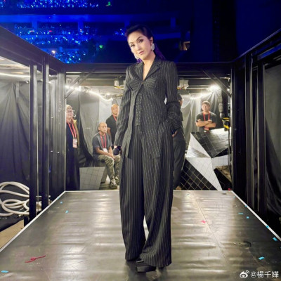 楊千嬅驚爆入院動手術！最新近況曝光