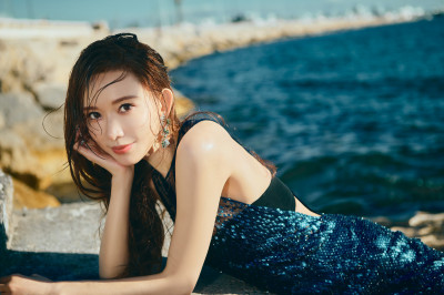 林志玲變身美人魚！50歲絕美照曝光 慈善年曆暖藏情書