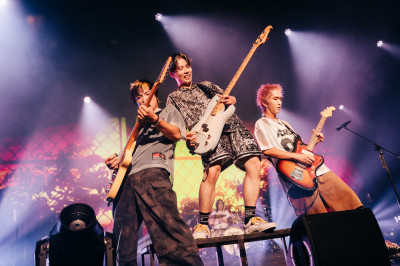 陳美鳳爆出「一生的摯愛」 小鮮肉高調示愛:妳偷走我的心