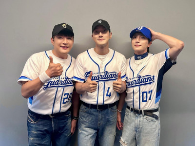 SJ利特開球「紮衣服」原因曝光！球迷被感動：難怪能紅20年