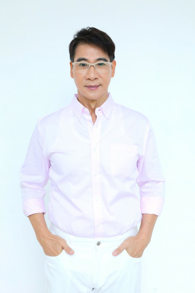 62歲翁家明不藏了！化身「最帥教授」詐財 高智商詐騙計畫曝光