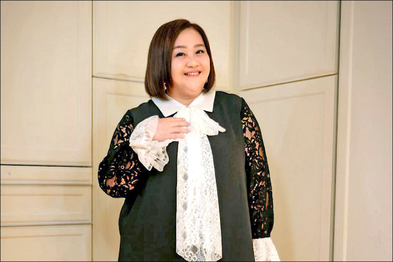 〈送暖到花蓮〉高宇蓁親搬物資 鍾欣凌蓋「影后澡間」