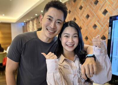 主播王顯瑜驚遇阿美 整個人被電到原地彈起