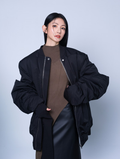 登紐約時代廣場網友嗨炸！李千娜把台語帶向國際訴心聲