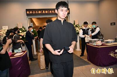 《用九柑仔店》爺孫情深 張軒睿哀戚陪林義雄最後一程