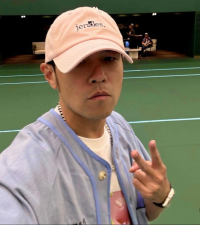 太浪漫！周杰倫東京打網球超會選地點 比偶像劇還夢幻