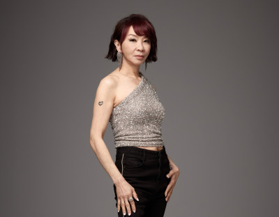 玉女歌手遭親姊背叛…2億身家蒸發欠下巨債 驚人現況曝光了